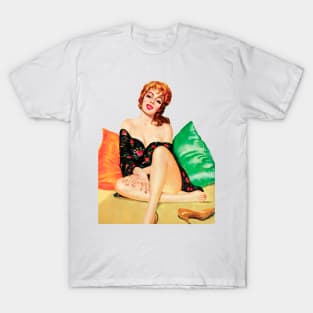 Beautiful Hollywood Star Actress Pin Up Girl Blonde Retro Comics Pulp Fiction Vintage Old Sexy Woman Debbie T-Shirt